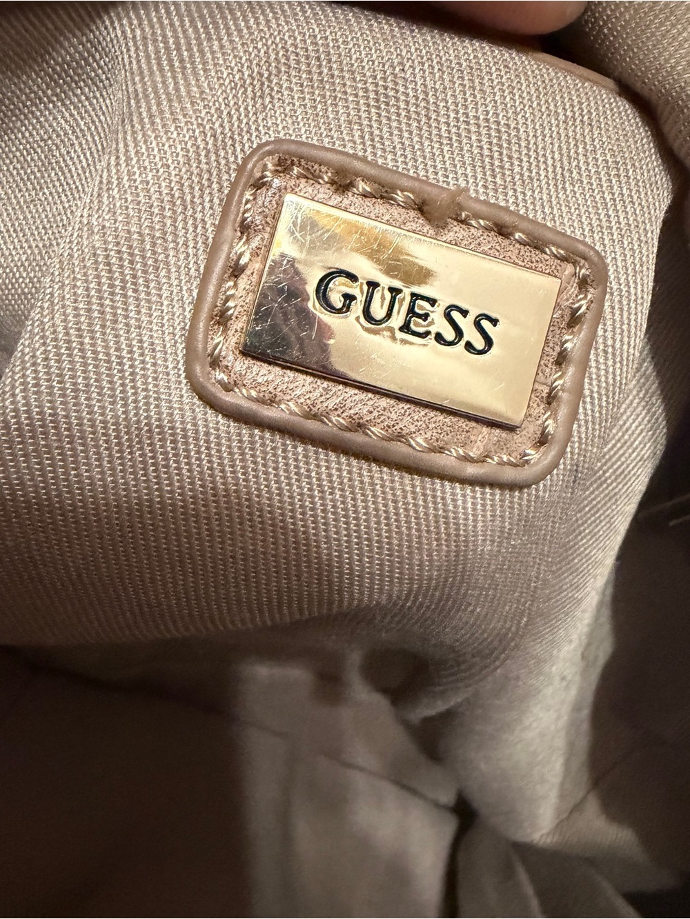 GUESS Taupe Croc-Embossed Chain-Handle Shoulder Bag - Picture 4 of 12